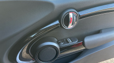 MINI Hatchback 1.5 Cooper Classic 3dr Petrol Hatchback